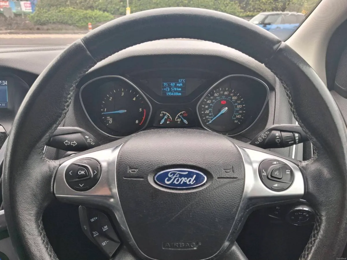 Ford Focus Titianum 2013 - Image 4