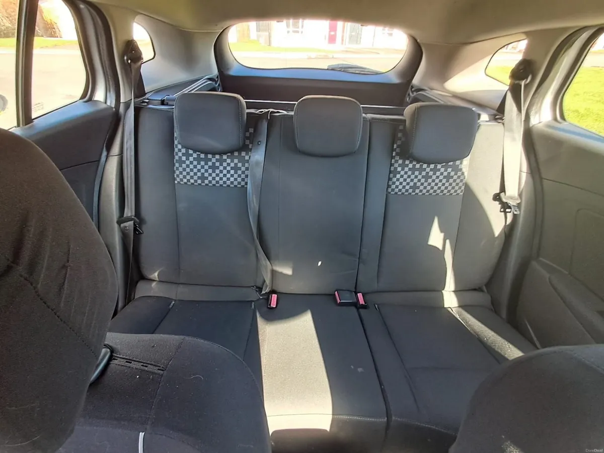 Renault Megane 2013 - Image 2