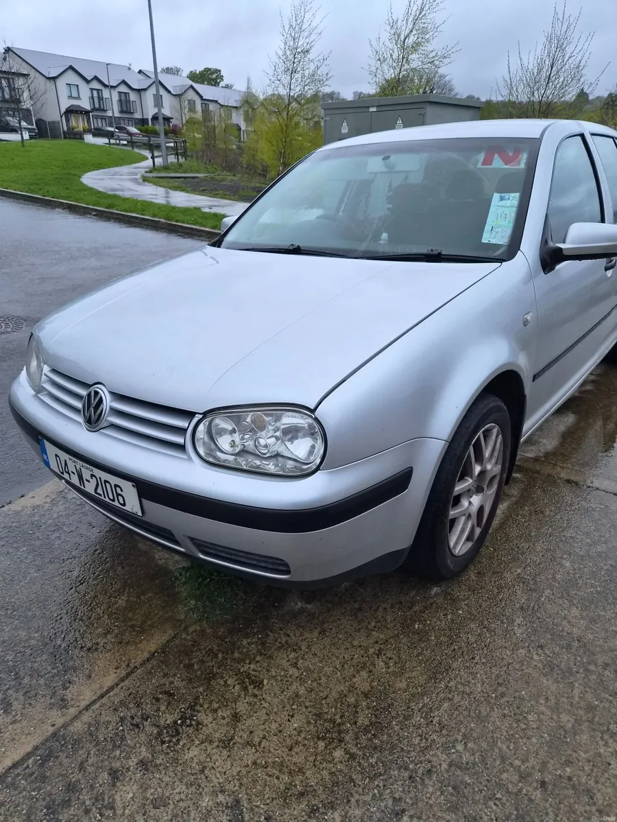 Volkswagen Golf 2004 - Image 2