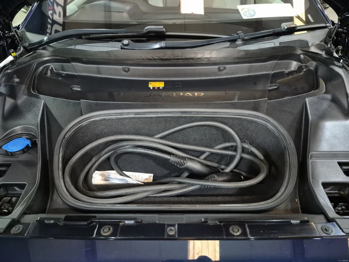 Jaguar I-Pace R-DYNAMIC SE 90KWH 400P - Image 3