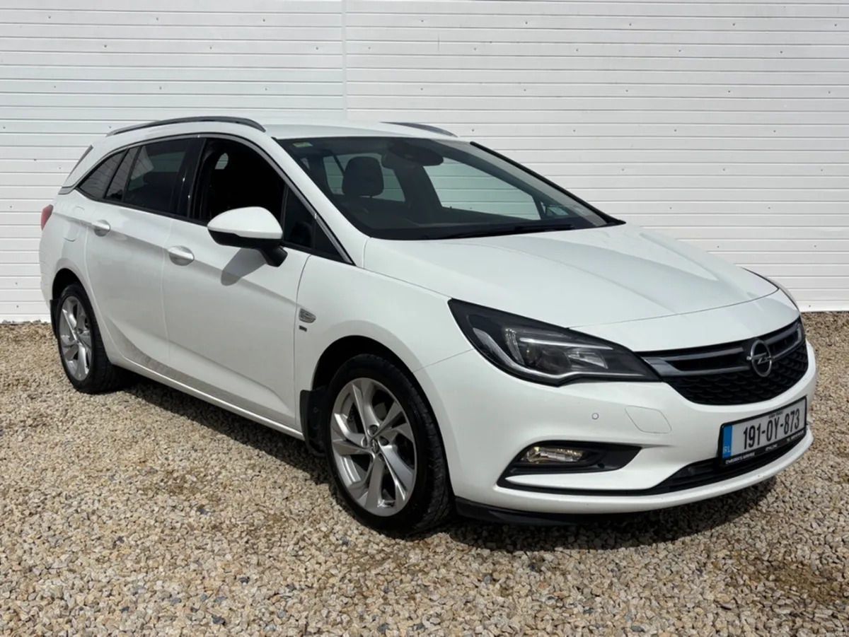 Opel Astra SPORTS TO TOURER SRI 1.4 I 150PS 5DR - Image 4