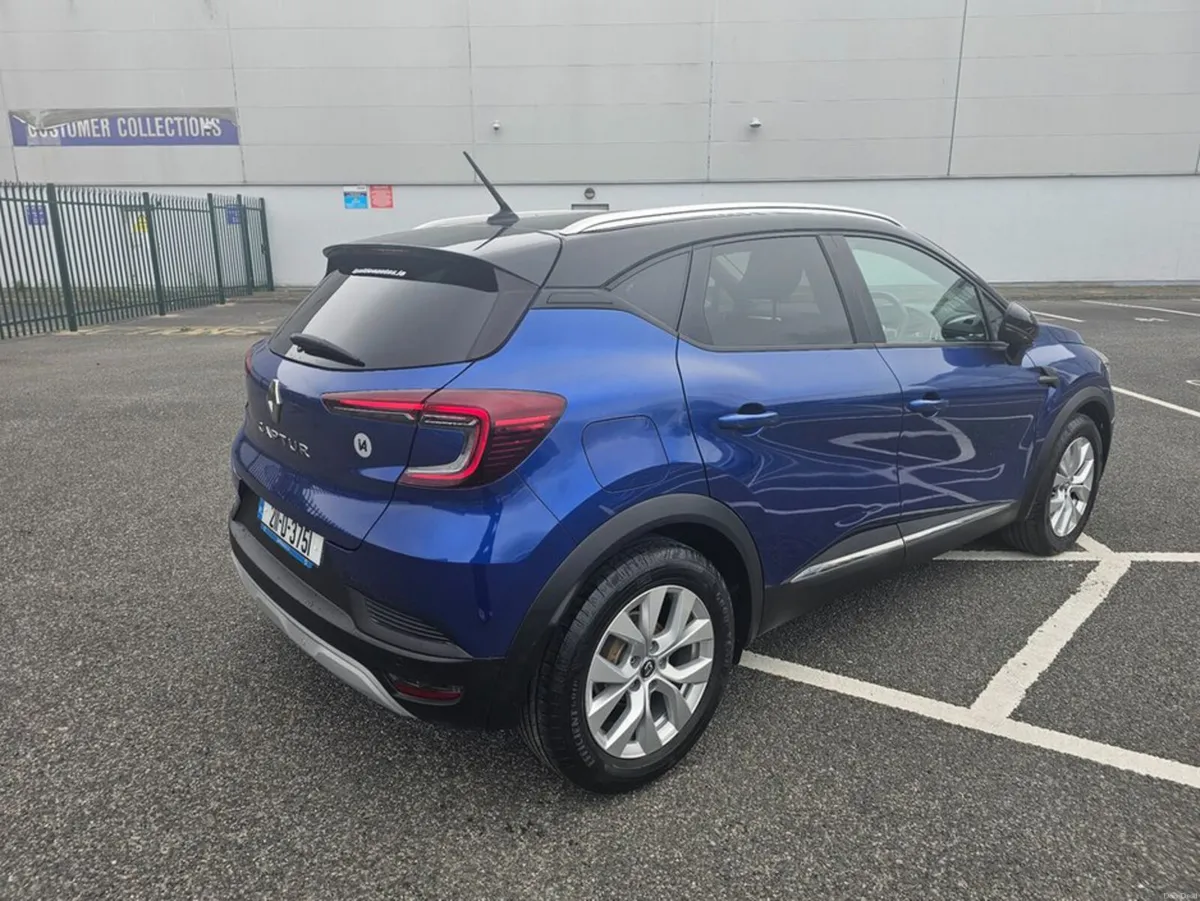 Renault Captur 1.5 DCI, ICONIC MODEL, LOW MILEAGE, - Image 4