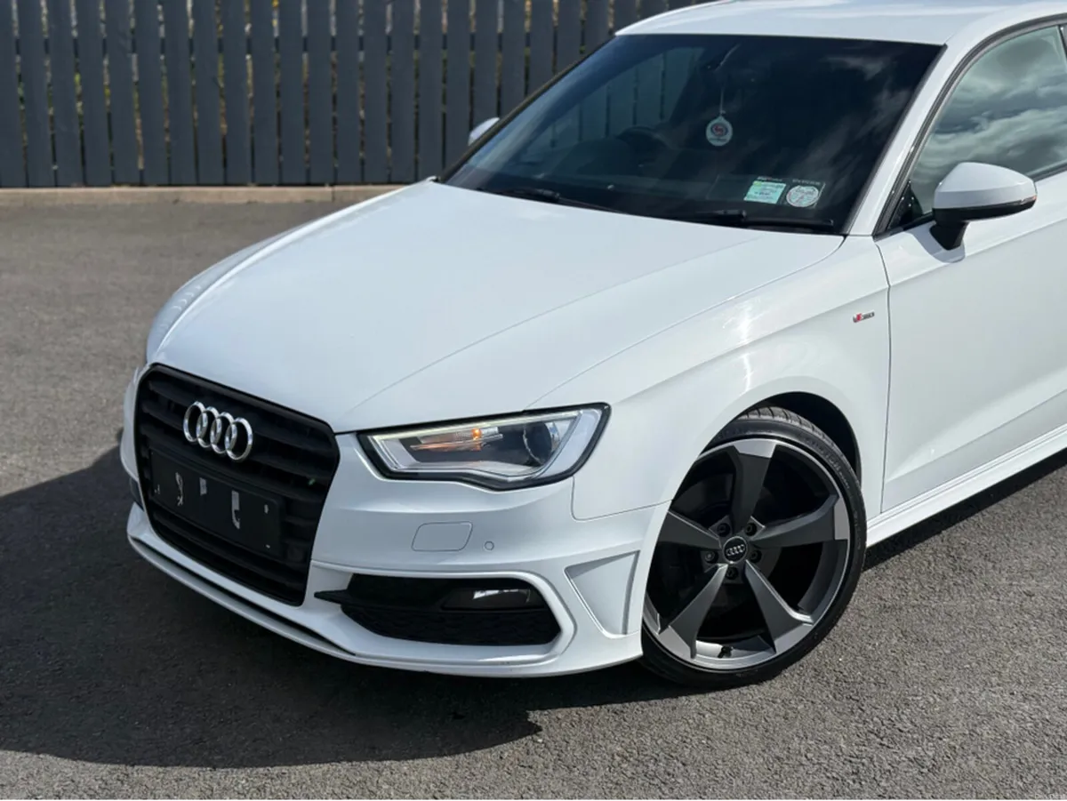 Audi A3 Fully loaded with factory optional extras - Image 2