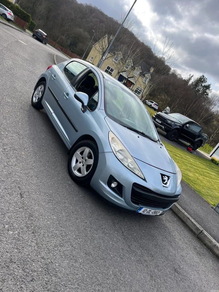 Peugeot 207 - Image 1