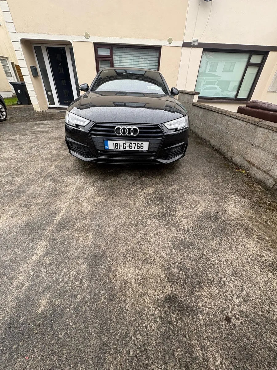 181 Audi A4 2.0 TDI 190 S-Line Black Edition - Image 2