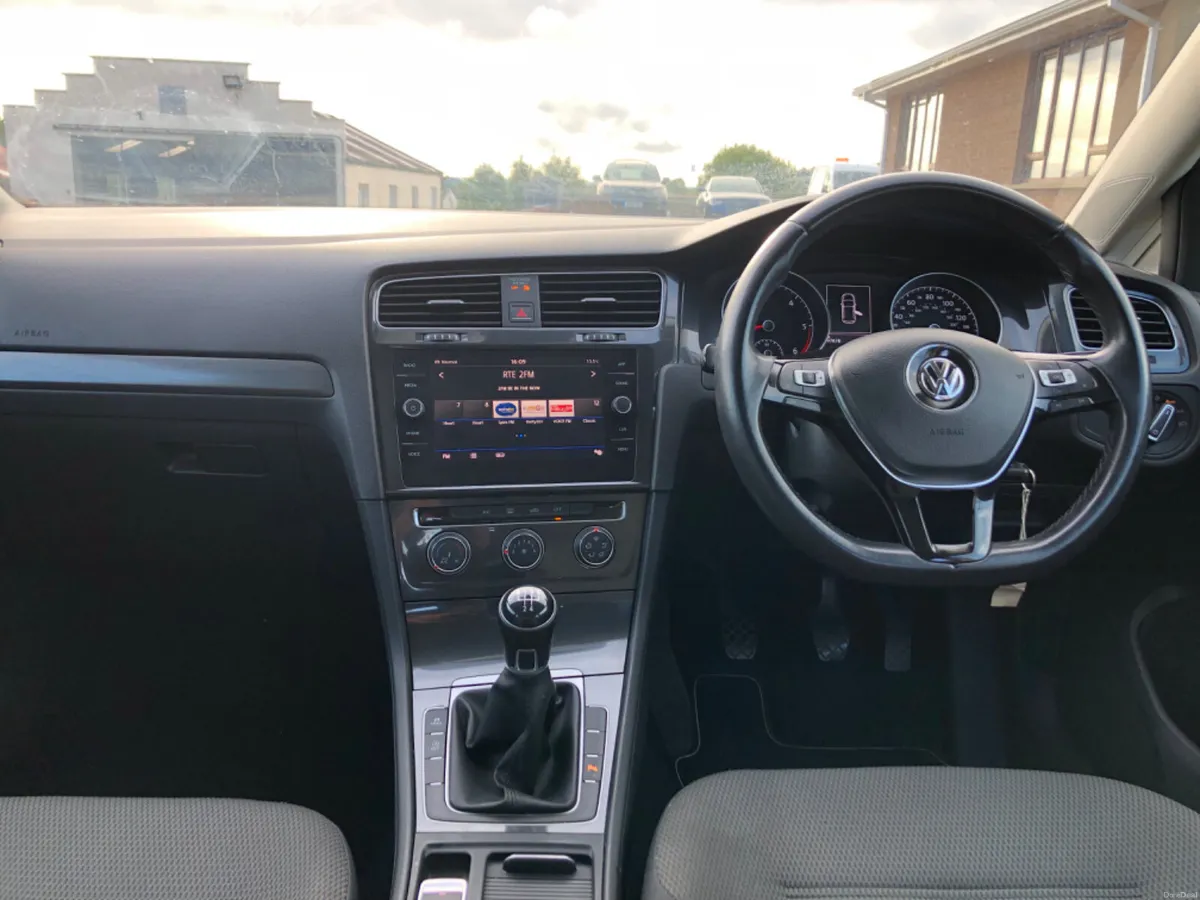 2019 Volkswagen Golf 1.6 TDI SE Nav 115 BHP - Image 2