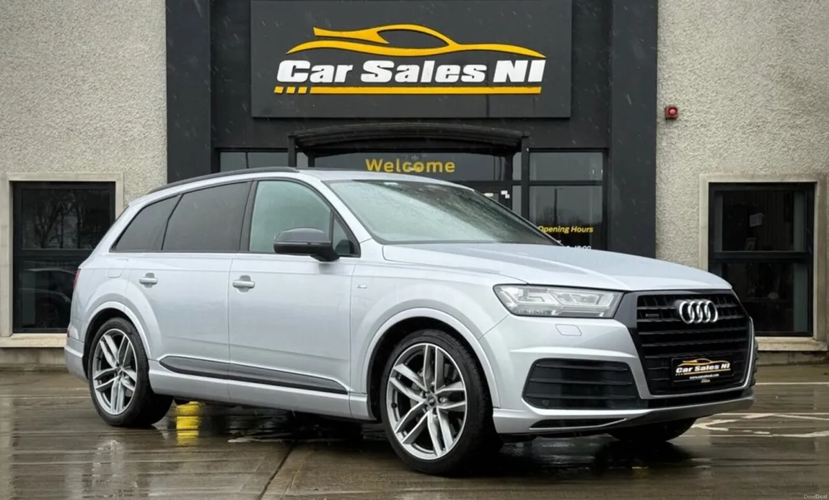 3.0 TDI V6 50 Black Edition SUV 5dr Diesel Tiptron - Image 1