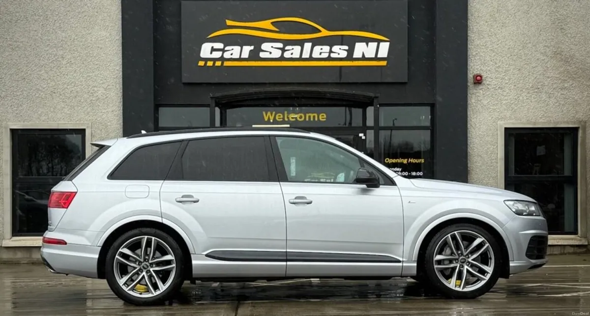 3.0 TDI V6 50 Black Edition SUV 5dr Diesel Tiptron - Image 3
