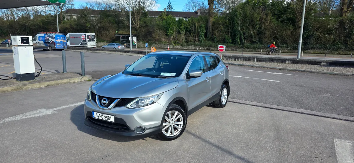 Nissan Qashqai 2014 High Spec Fully Serviced - Image 2