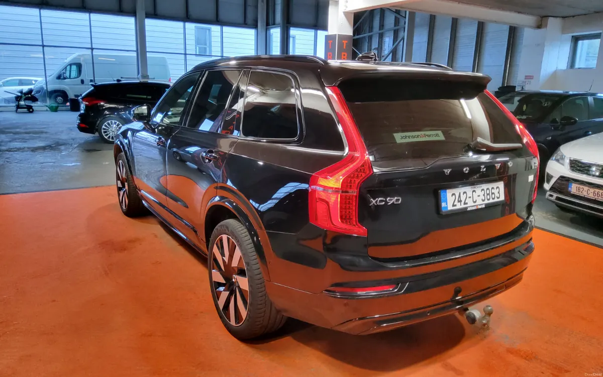 Volvo XC90 2024 - Image 4