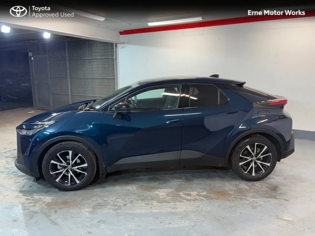 Toyota C-HR C-HR HYBRID SPORT - Image 2
