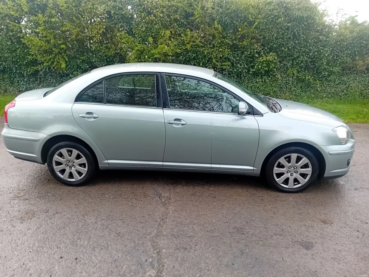 Toyota Avensis 2009 1.8 Petrol Low KM - Image 3