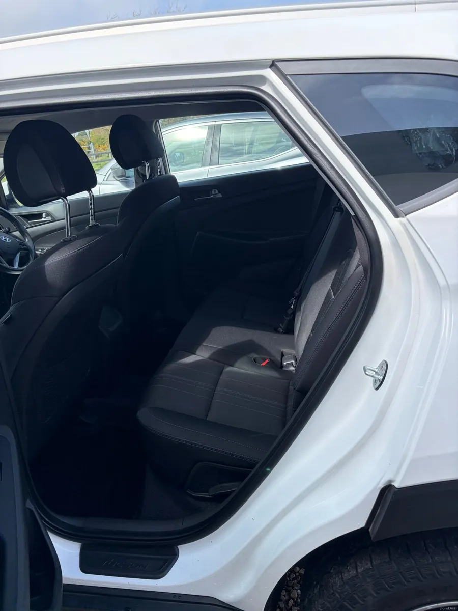 Hyundai Tucson 2016 - Image 2