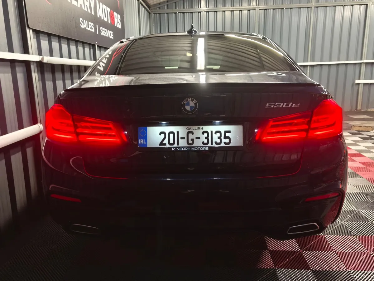 2020 BMW 5-Series 530e M-Sport Automatic - Image 6