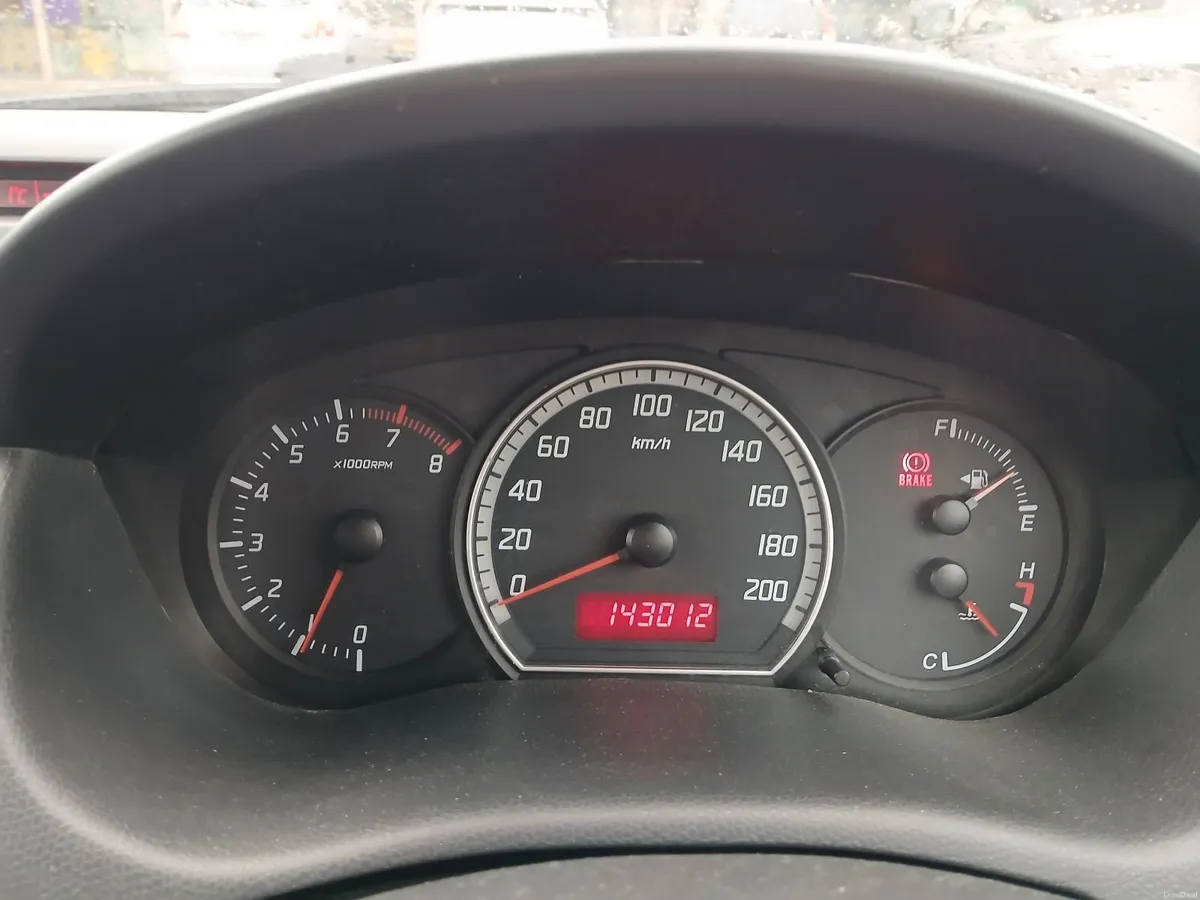 Suzuki Swift 2006 - Image 2