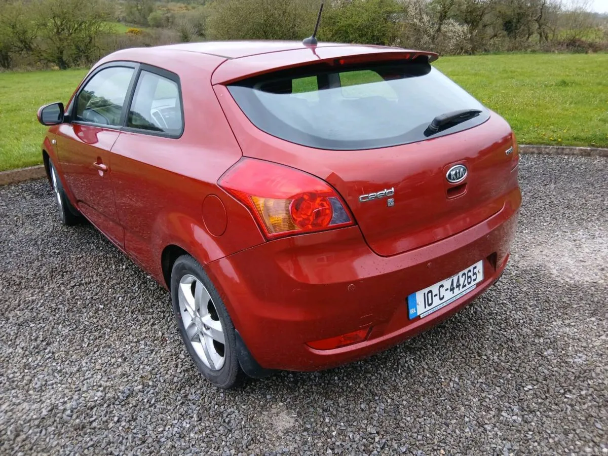 KIA PRO_CEED 1.6 CRDI  3DR NCT 03/27 TAX 01/2027 - Image 3