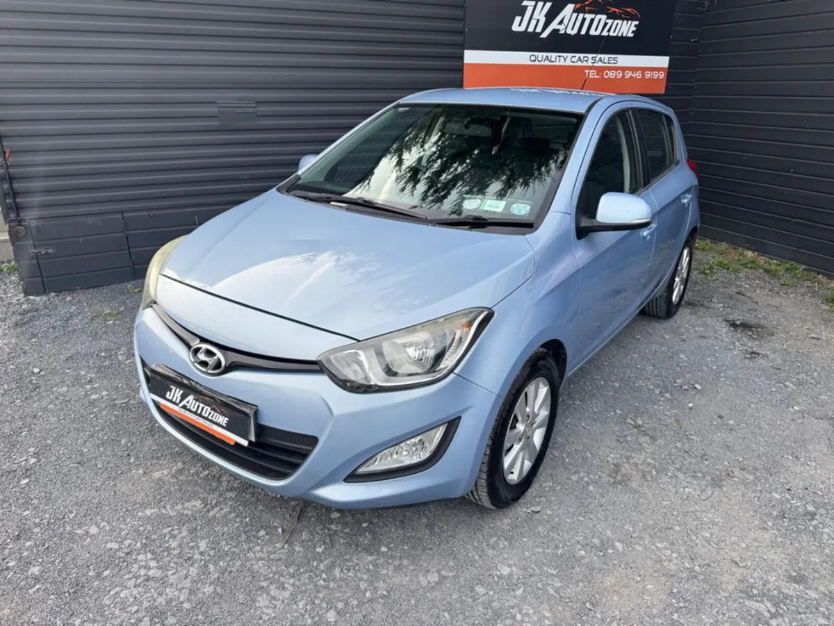 Hyundai i20 ACTIVE 84BHP 5DR 85PS - Image 3
