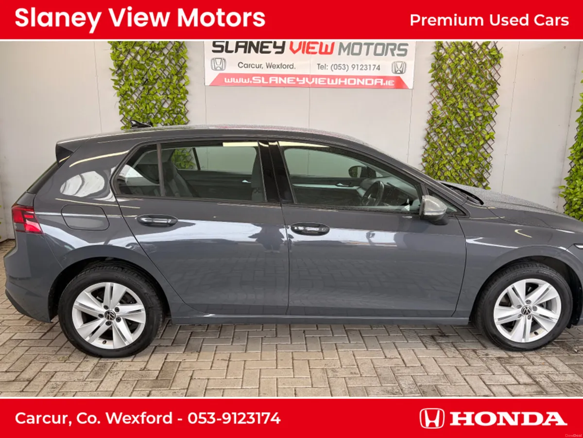 Volkswagen Golf LIFE 1.0 TSI 110HP 5DR - Image 1