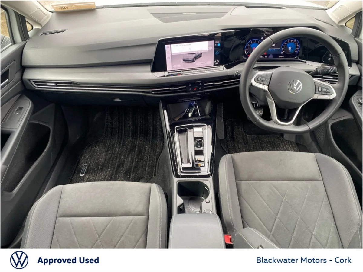 Volkswagen Golf 1.5TSI 150BHP 5DR STYLE AUTOMATIC - Image 3