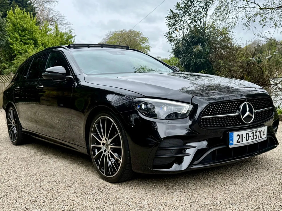 Mercedes-Benz E-Class 220D AMG LINE PREMIUM PLUS N - Image 1