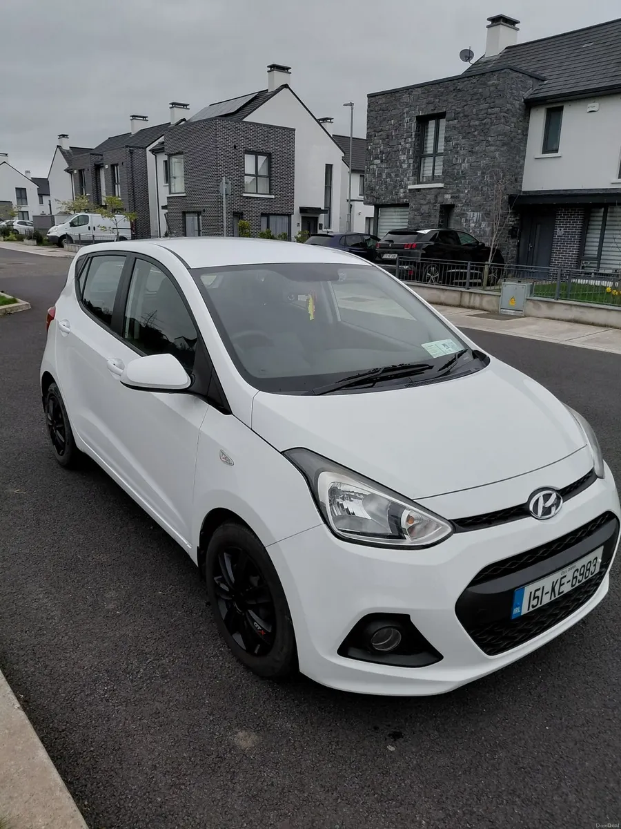 Hyundai i10 2015 - Image 2