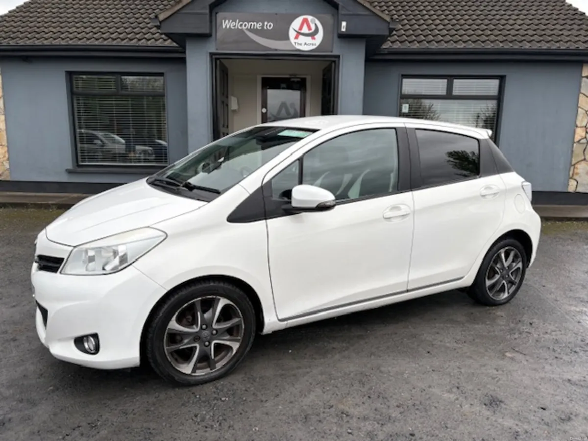 Toyota Yaris 2014 - Image 1