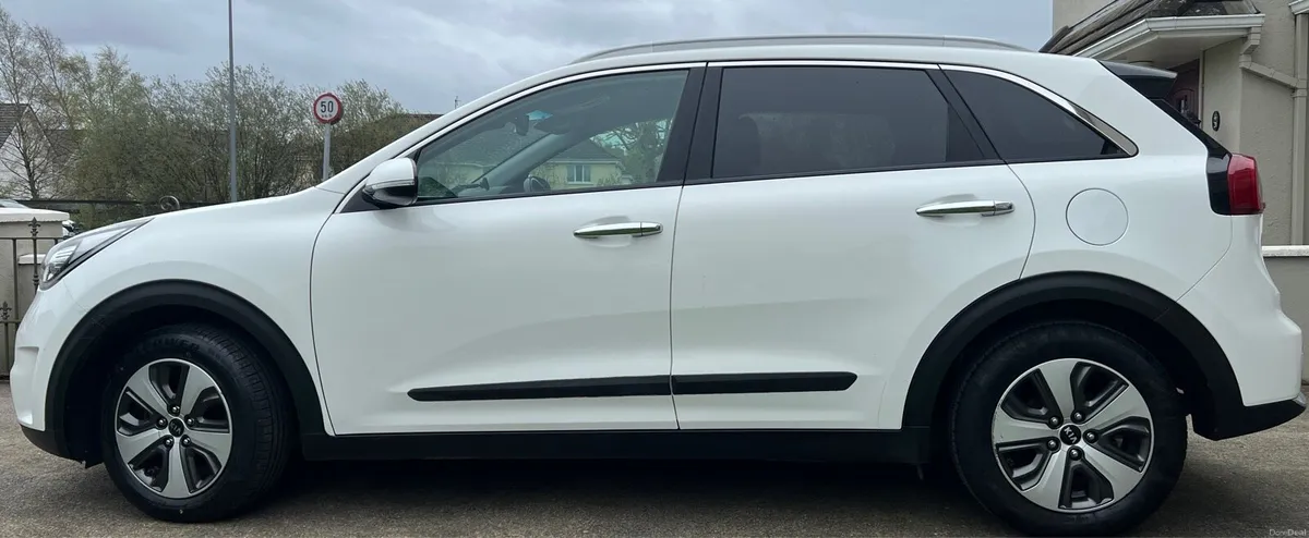 Kia Niro HYBRID - Image 3