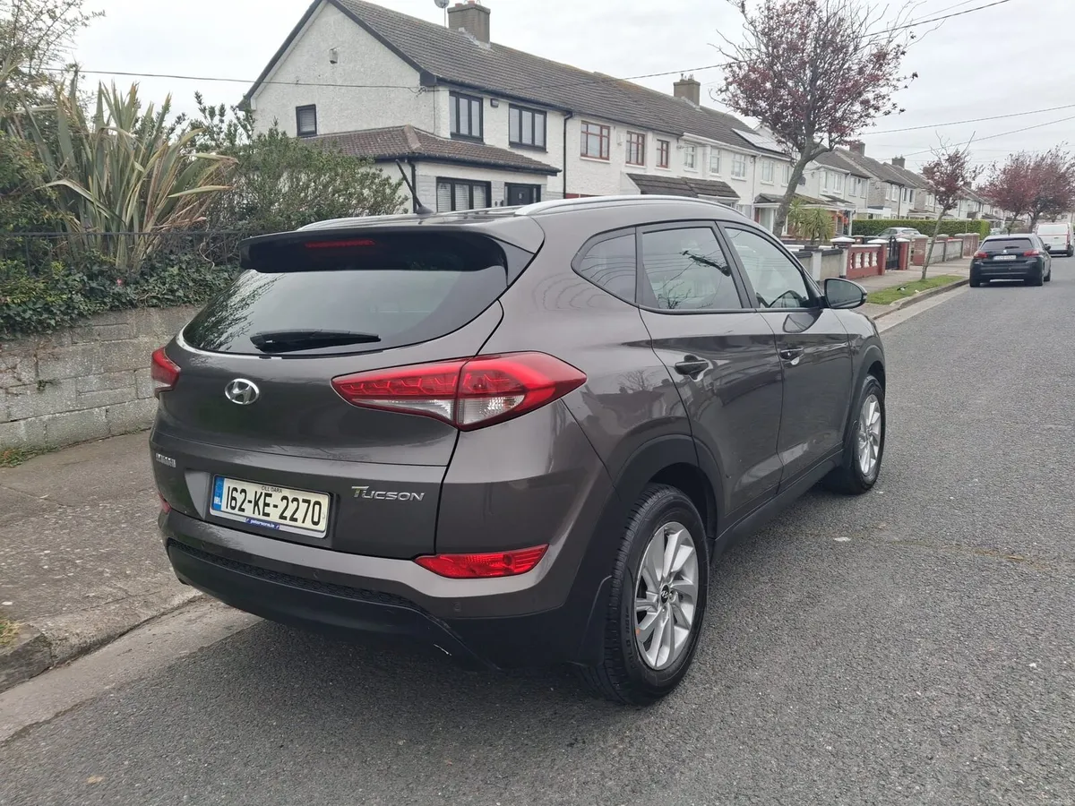 Hyundai tucson - Image 2