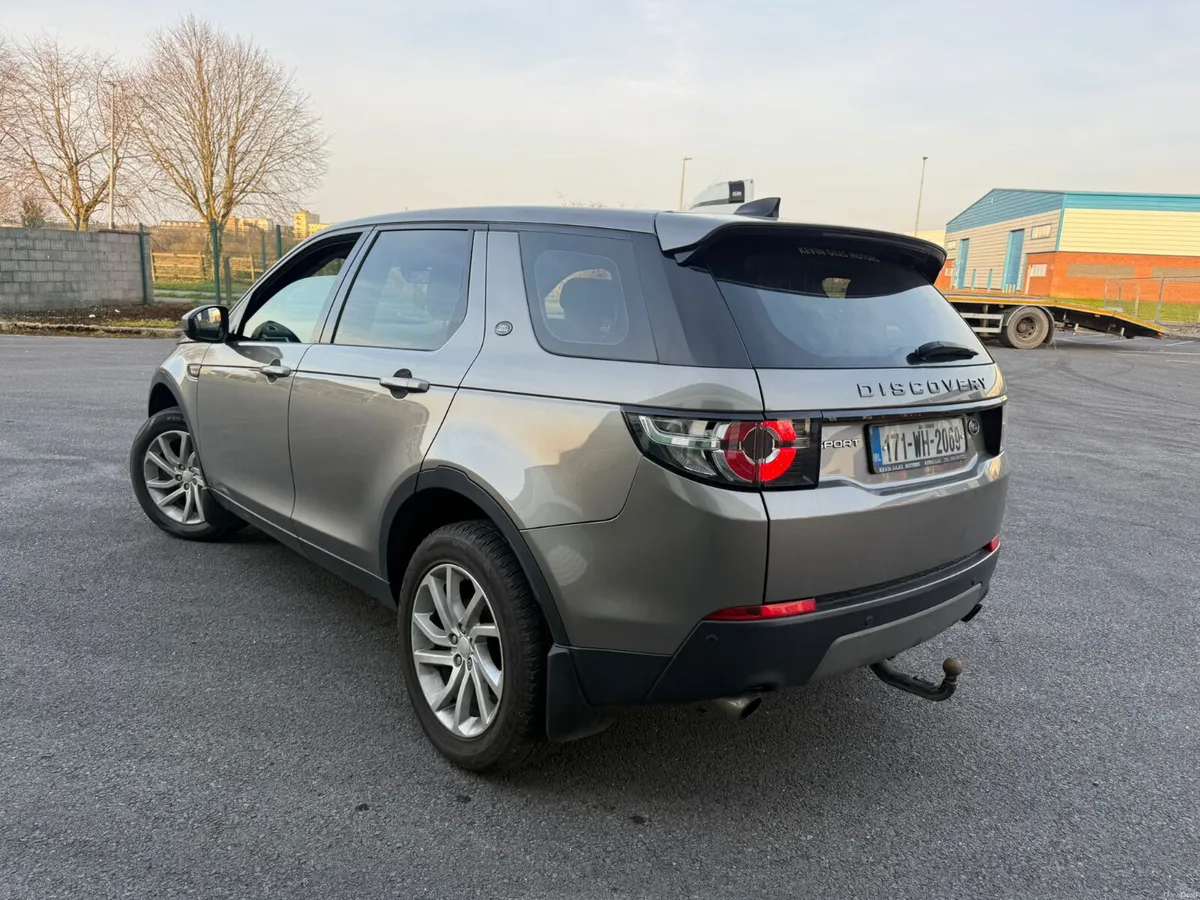 2017 Land Rover Discovery Sport 2.0D – 7 Seater - Image 4