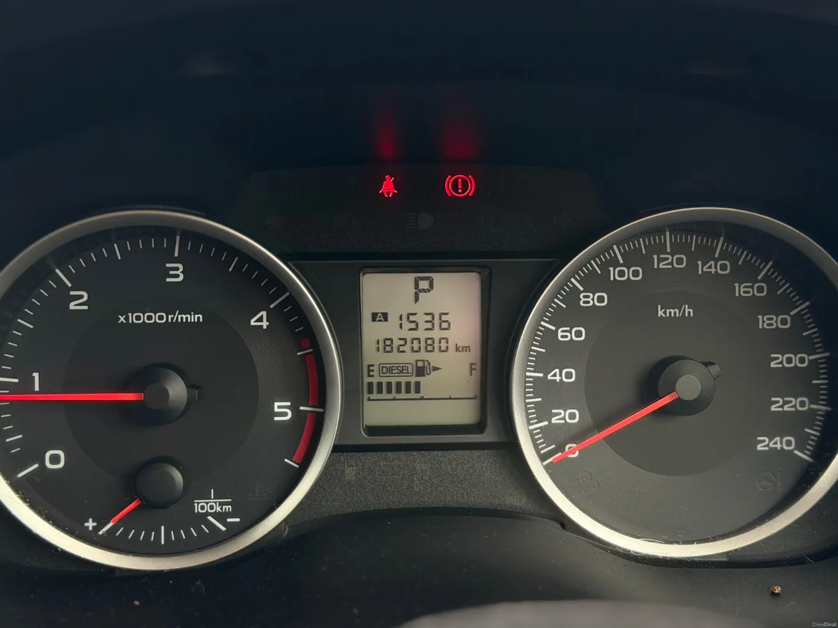 2017 Subaru Forester 2.0 Diesel Warranty available - Image 2