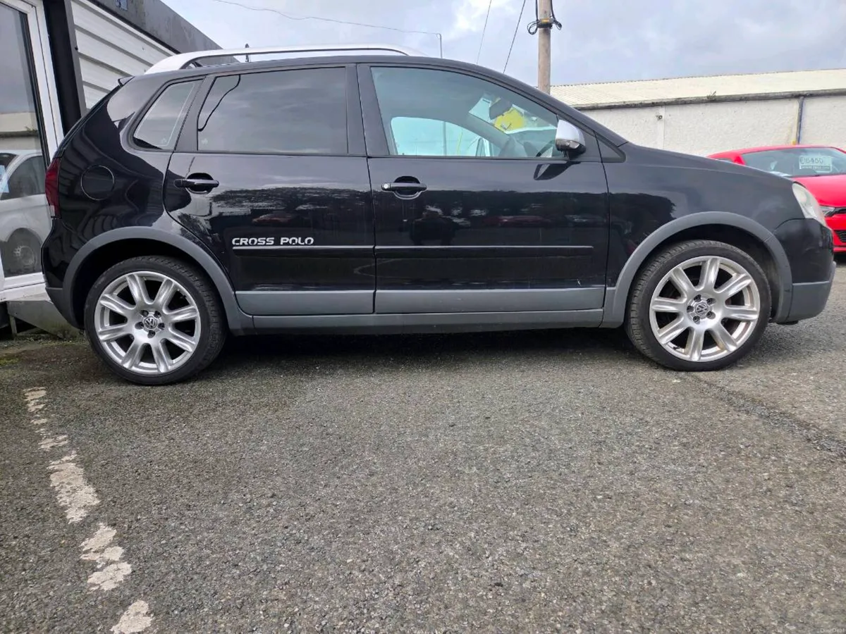 Volkswagen Polo Cross 1.4tdi - Image 2