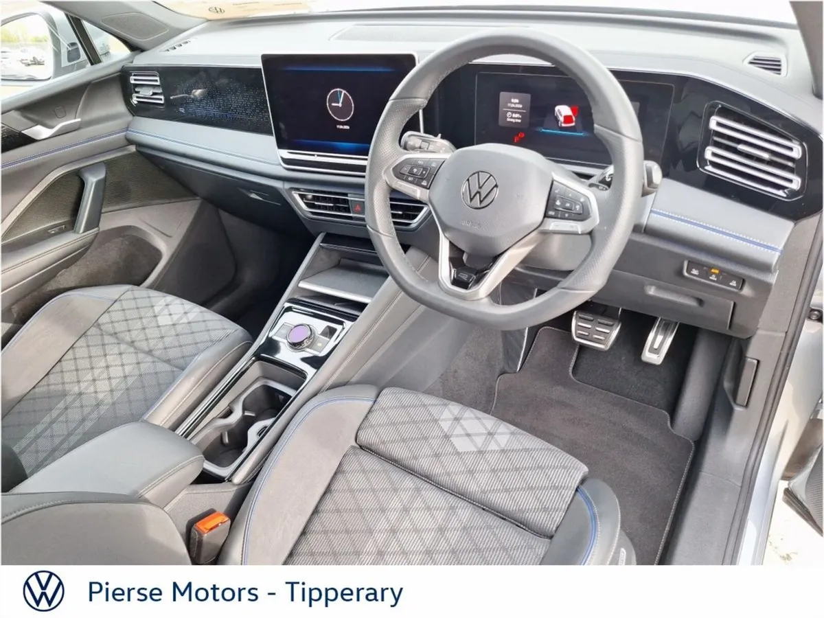 Volkswagen Tiguan Tiguan R-Line Tsi Phev S-A  R-Li - Image 2
