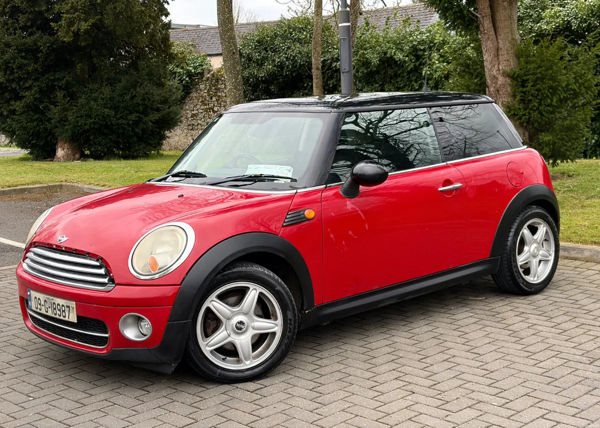 Mini Cooper 2009 1.6 Diesel new nct 5/27 tax 8/26 - Image 1