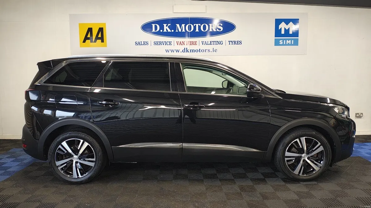 PEUGEOT 5008 Diesel 7 seater - Image 3