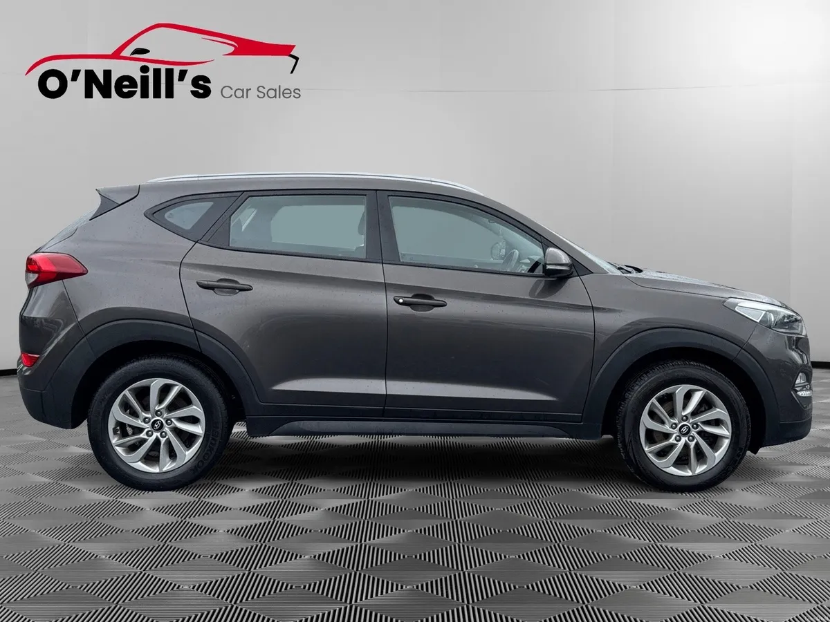 Hyundai Tucson 2016 1.7 CRDI SE 5 DOOR - Image 2