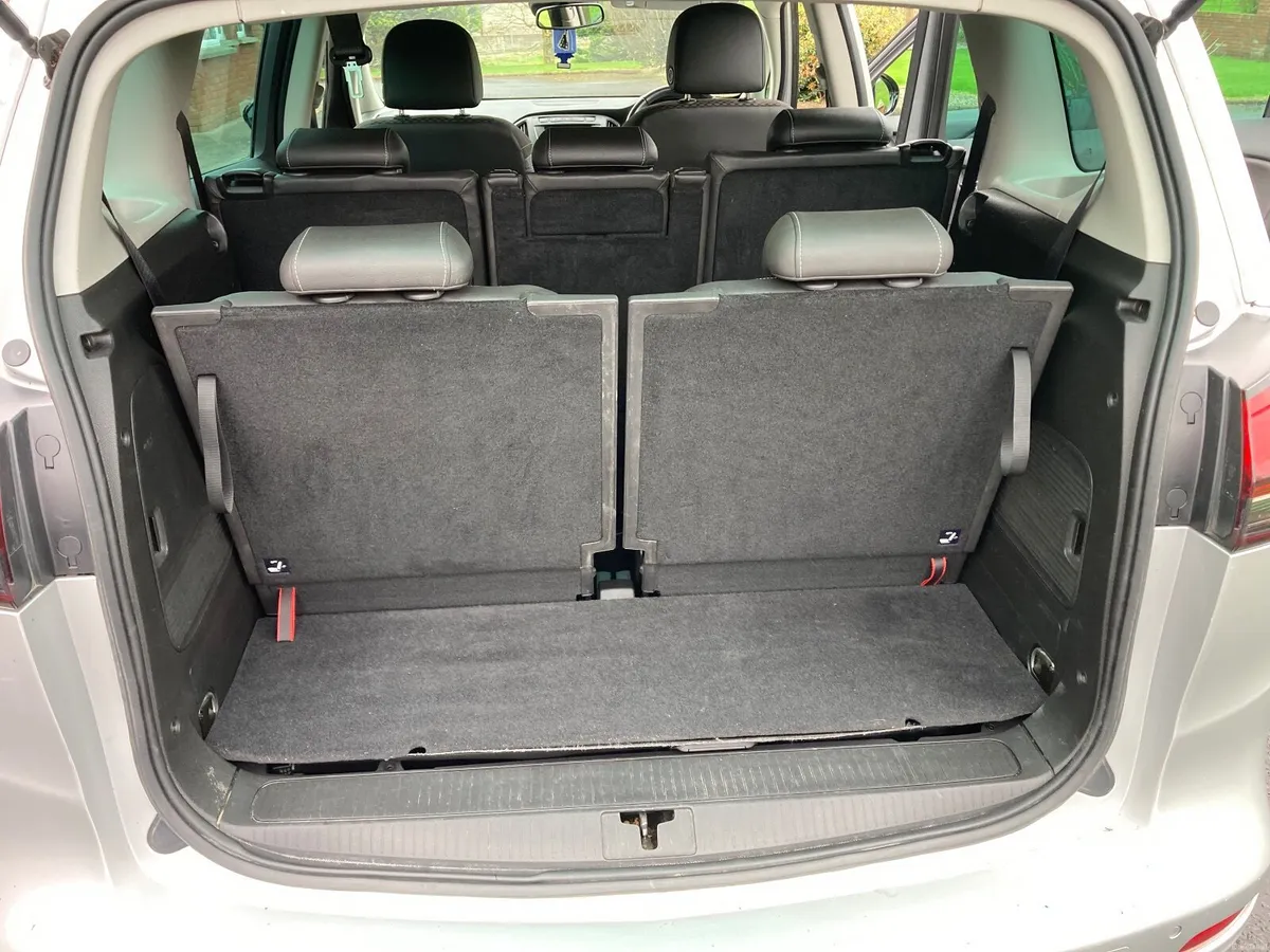 Opel Zafira 2018 - Image 6
