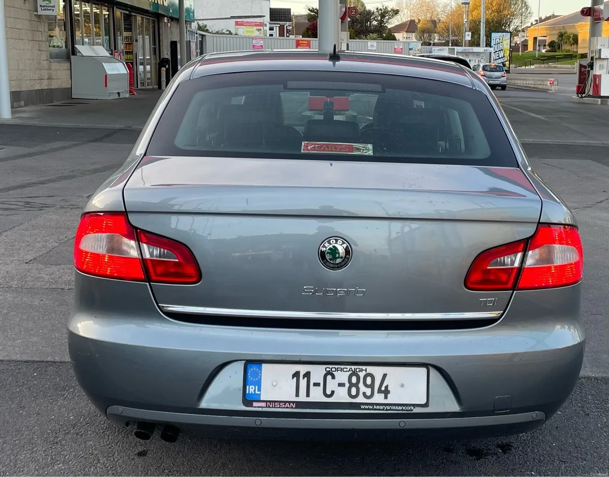 Skoda superb - Image 2