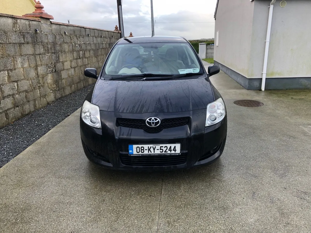 Toyota Auris 2008 - Image 1