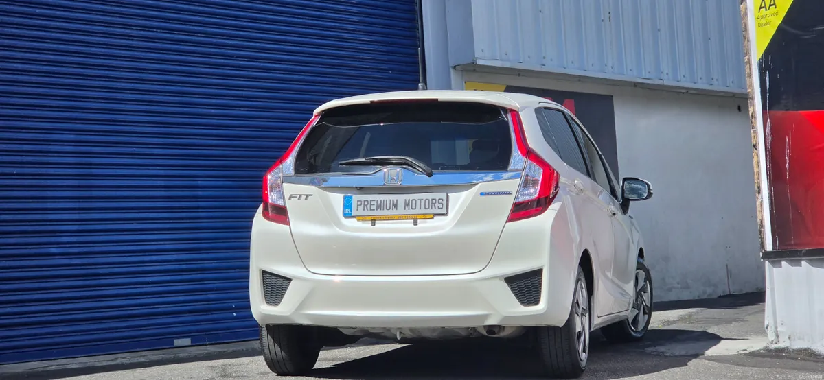 Honda Fit Automatic Hybrid - Image 4