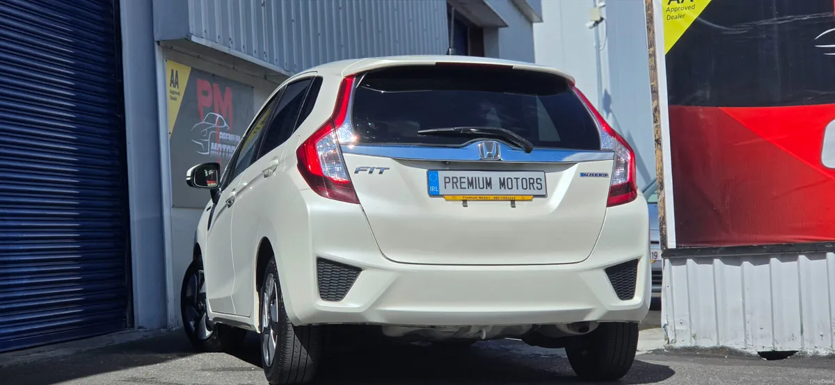 Honda Fit Automatic Hybrid - Image 3