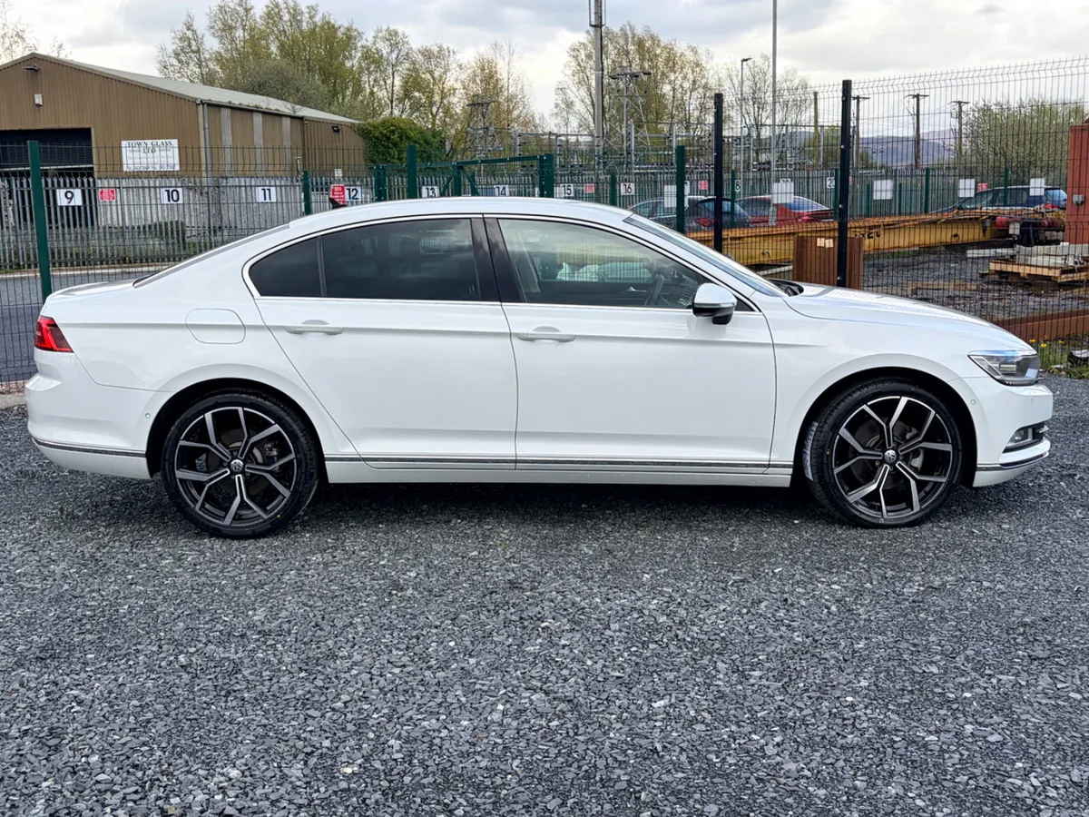 2018 VOLKSWAGEN PASSAT 2.0TDI 4DR HIGHLINE AUTO - Image 3