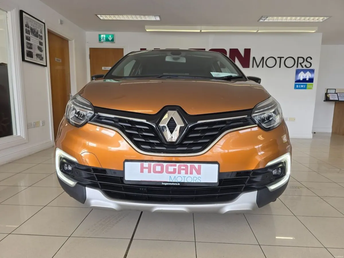 Renault Captur Signature X NAV TCE 90 5Dr H/B *Fab - Image 2