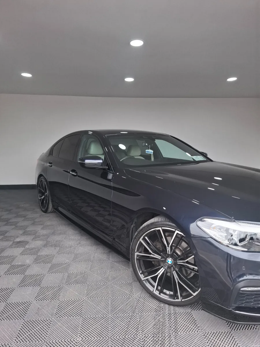 2017 bmw 520 G30 msport automatic - Image 4