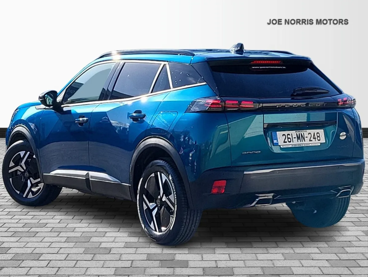 Peugeot 2008 ALLURE 1.2 MILD-HYBRID  LOW KMS - Image 3