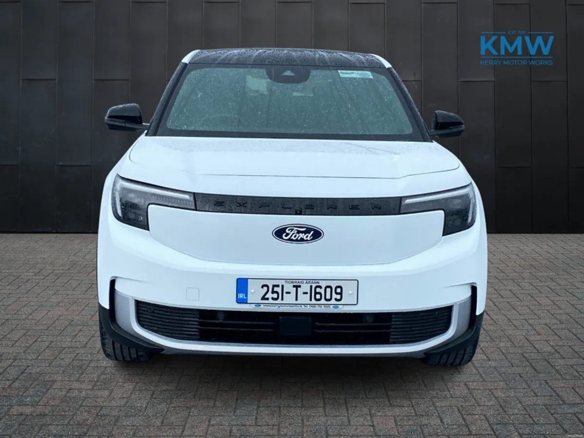 Ford Explorer PREMIUM 77KWH EXTENDE - Image 3