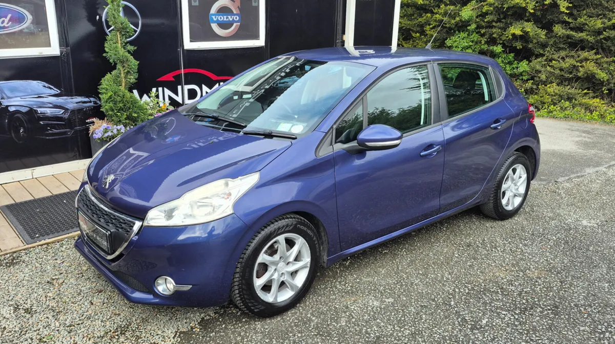 Peugeot 208 1.2 VTI 82 bhp Active - Image 3