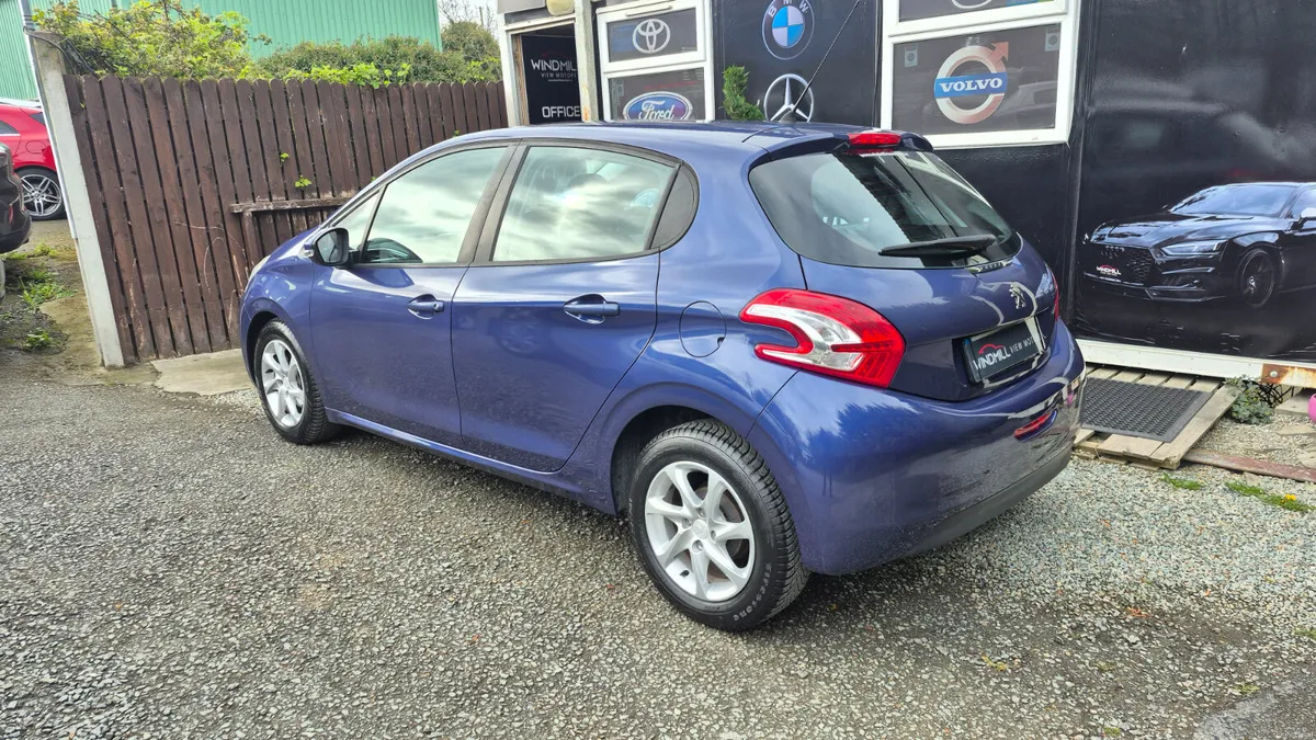 Peugeot 208 1.2 VTI 82 bhp Active - Image 4