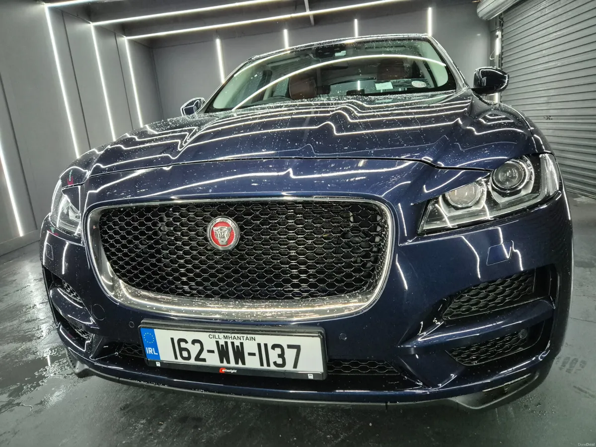 Jaguar F-Pace 2016 - Image 3