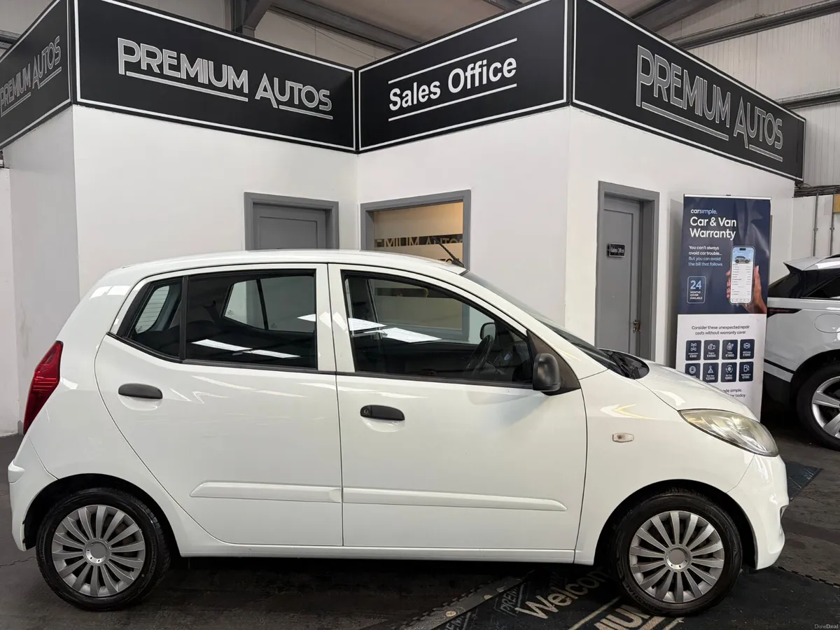 Hyundai i10 2012. 1.2  DELUXE MANUAL - Image 2