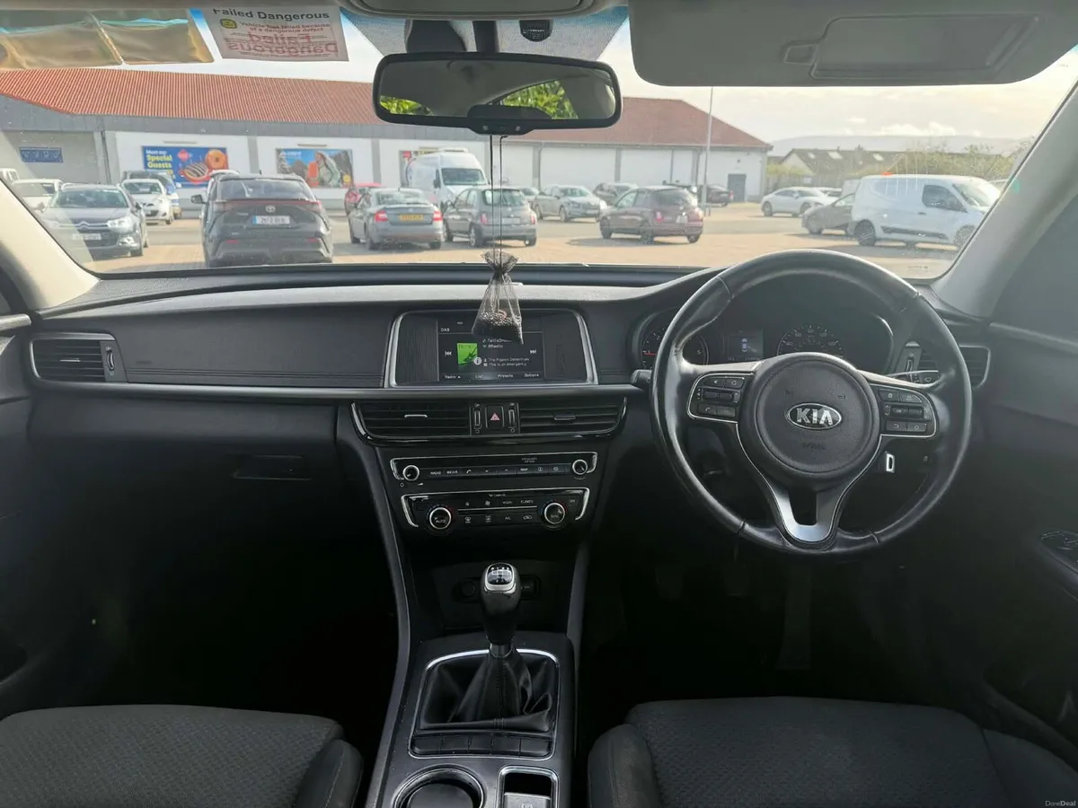 Kia Optima 2016 - Image 2